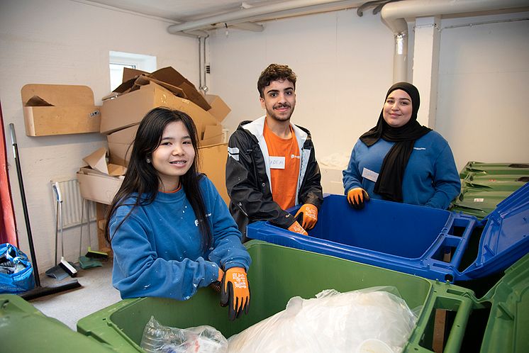 Ferieungdomar_Qingqing Huang, Kadem Baker och Salwa Darwish_1000 