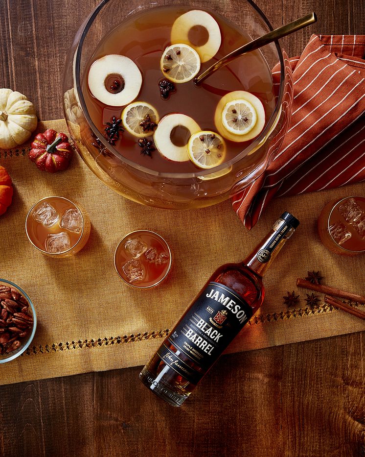 Jameson Black Barrel Cider Punch