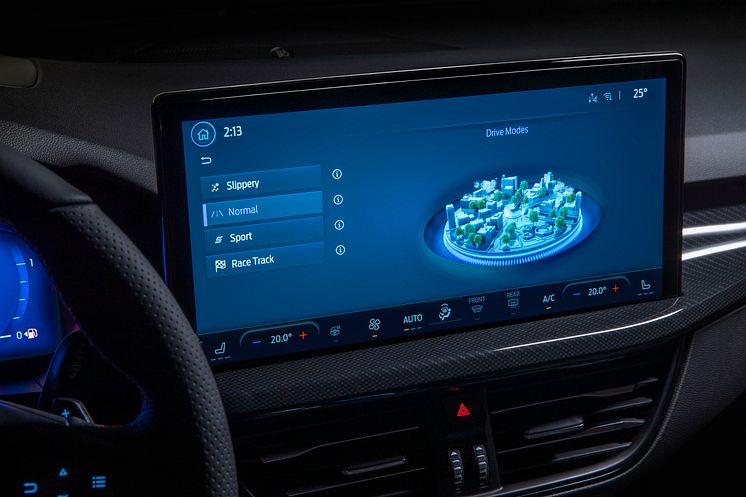 2021_FORD_FOCUS_ST_INTERIOR_SYNC4_10