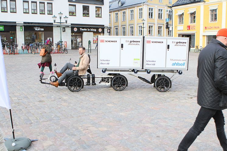 Paketleveranser med elcykel i Linköping