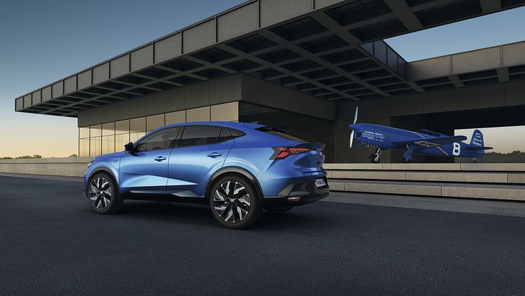 All-new_Renault_Rafale_-_Alpine_blue (2)