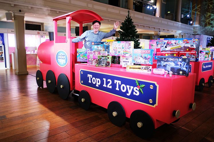 Dream Toys 2018 - Event Shots - Top 12 Toys Train - Gary Grant