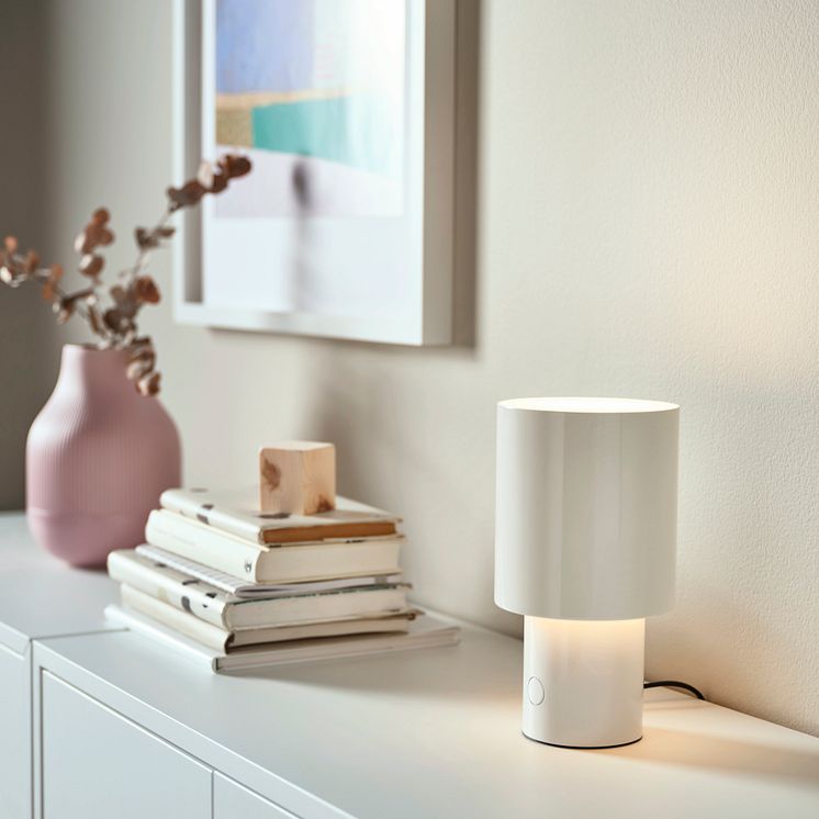  SPETSBOJ bordlampe hvid 79 DKK.jpg