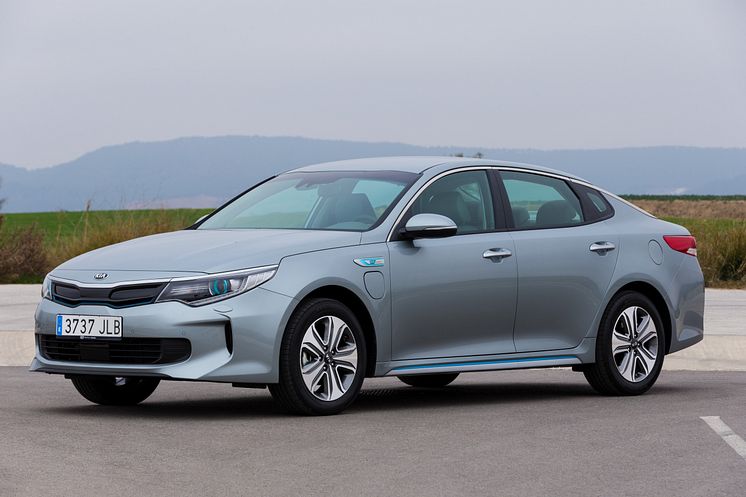 Premiär för Optima Plug-In Hybrid