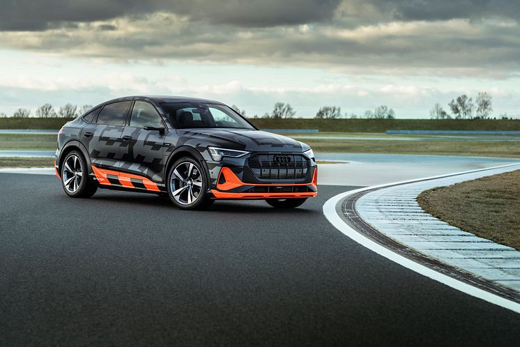 Audi e-tron Sportback S i design camouflage