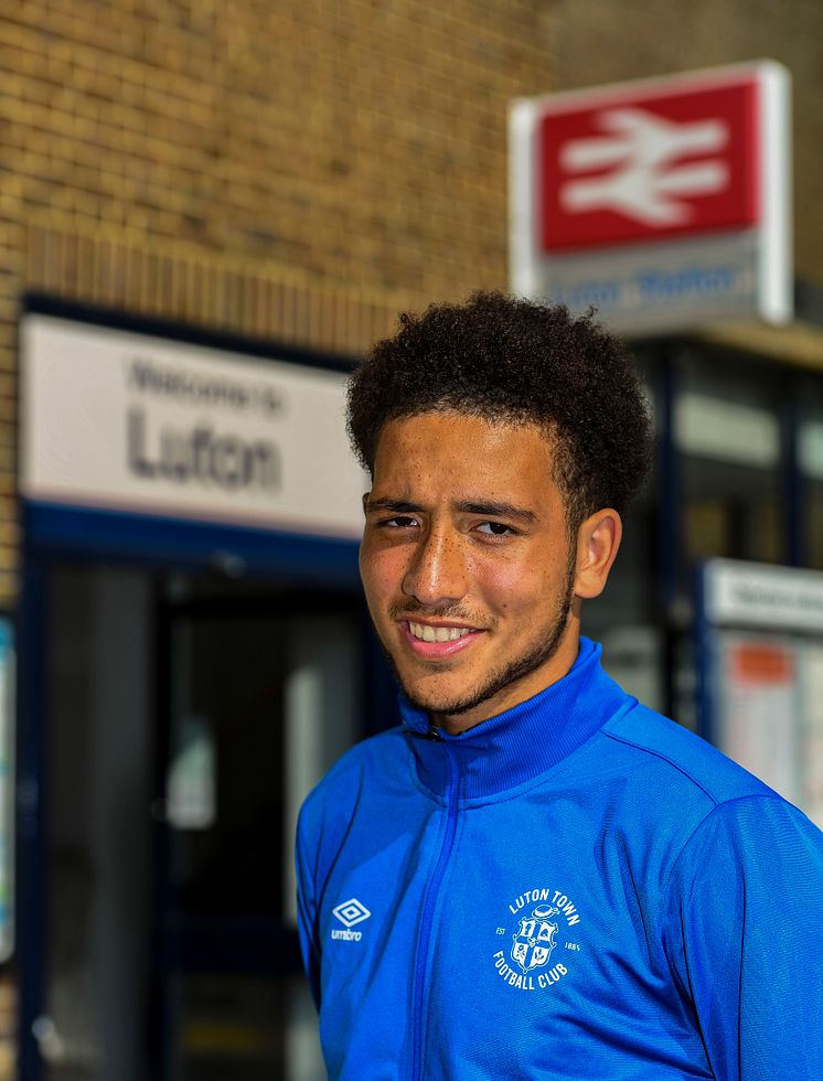 Luton Town FC academy players score free rail passes