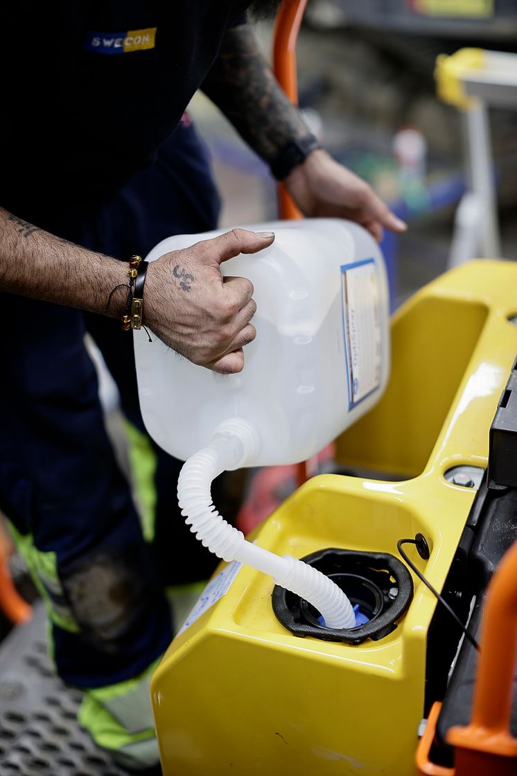 Tankning av Optispray från Agrol