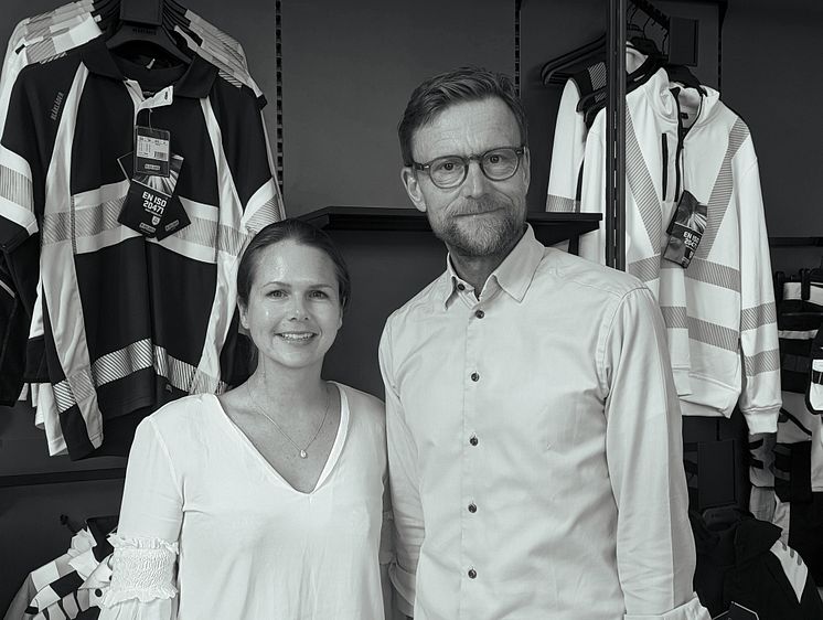 BLK-Anders&Amanda-240911-BW.jpg