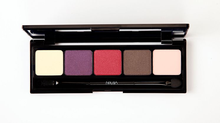 UNCONVENTIONA EYESHADOW PALETTE