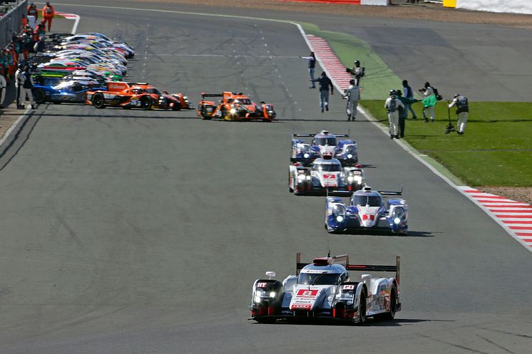 Audi #8 in front at Silverstone