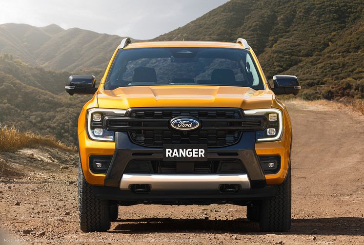 2022Ford_NextGenRanger_Wildtrak_Frontheadon_sand