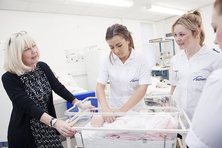 Northumbria Uni_2014_Midwifery