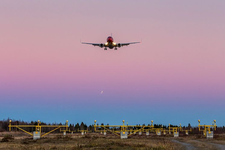 Norwegian 737-800 aircraft 