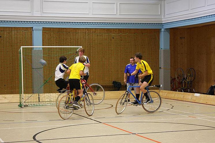 Fussballfest der guten Tat in Rötha