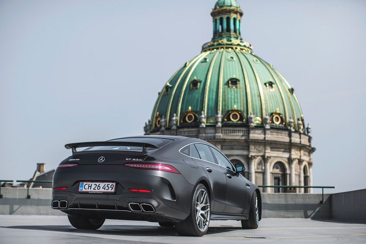 Mercedes-AMG GT 63 s