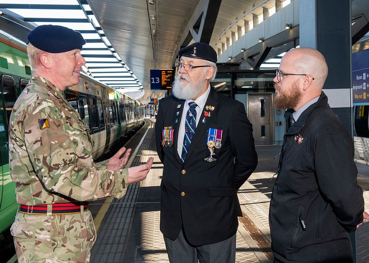 GTR colleagues meet Warrant Officer, Simon Jeffery
