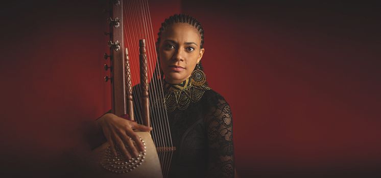 Sona Jobarteh.jpg