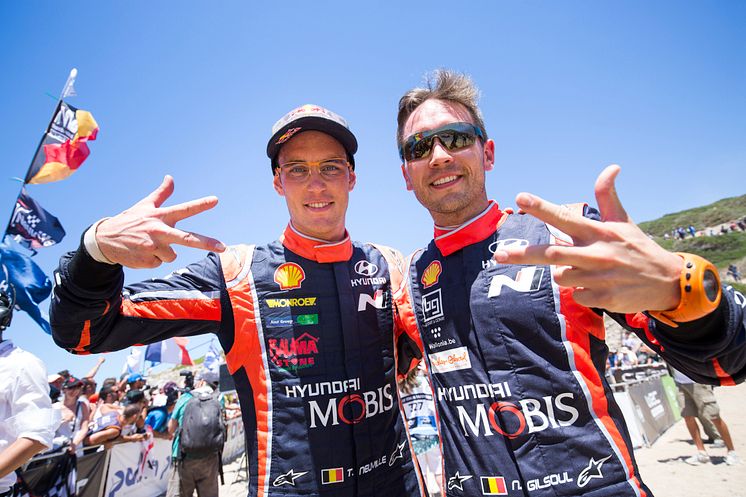 Hyundai Motorsport tar tredjeplatsen i Rally Italia Sardegna.