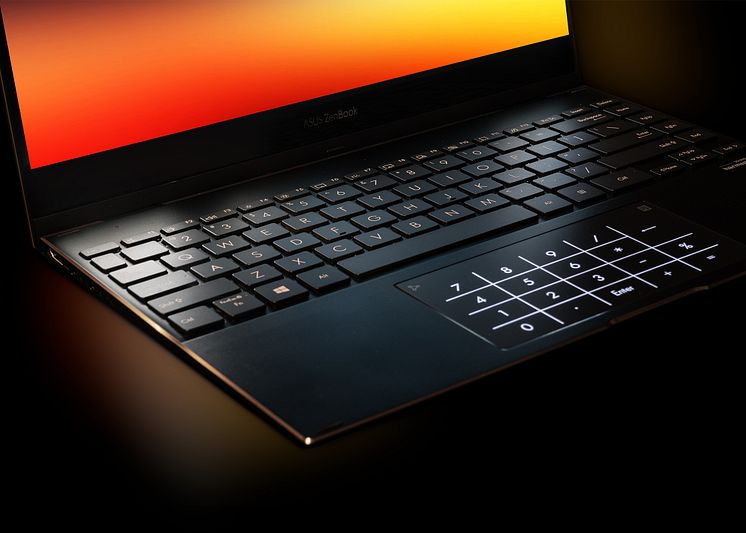 ZenBook Flip S (UX371)