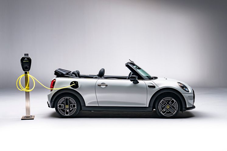 MINI Cooper SE Cabriolet