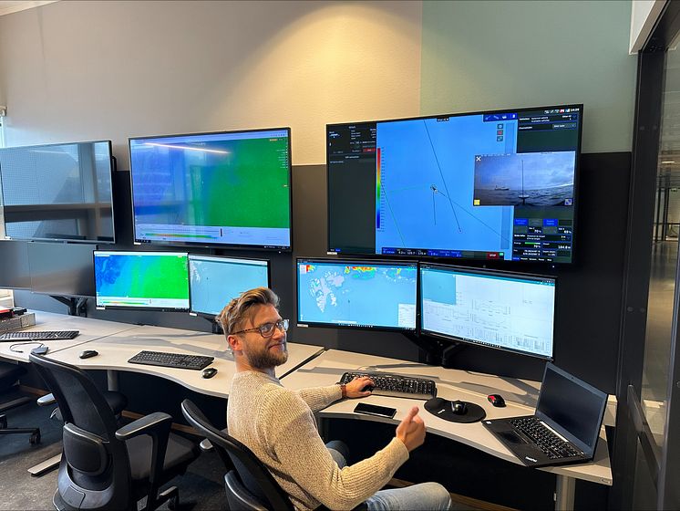 Sondre i control room