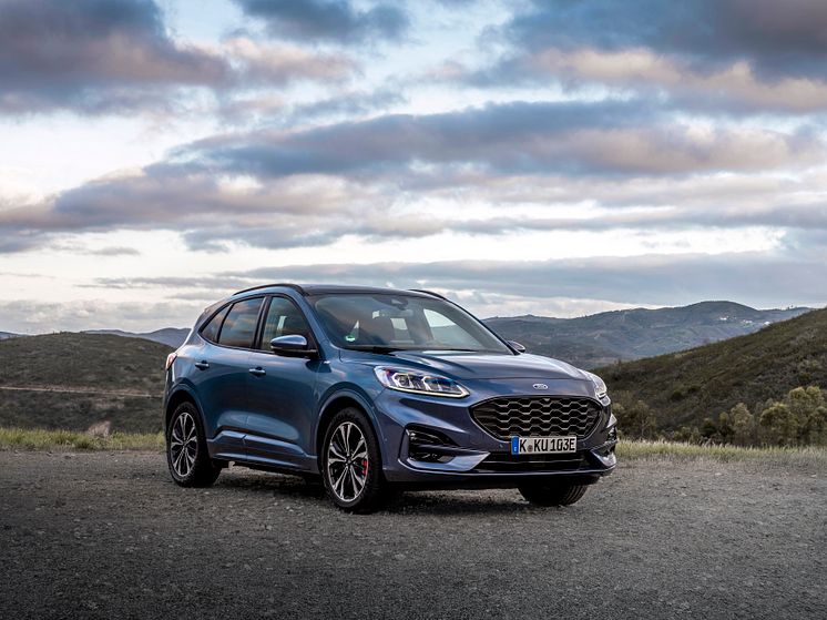 Ford Kuga ST Line ladbar hybrid 2020