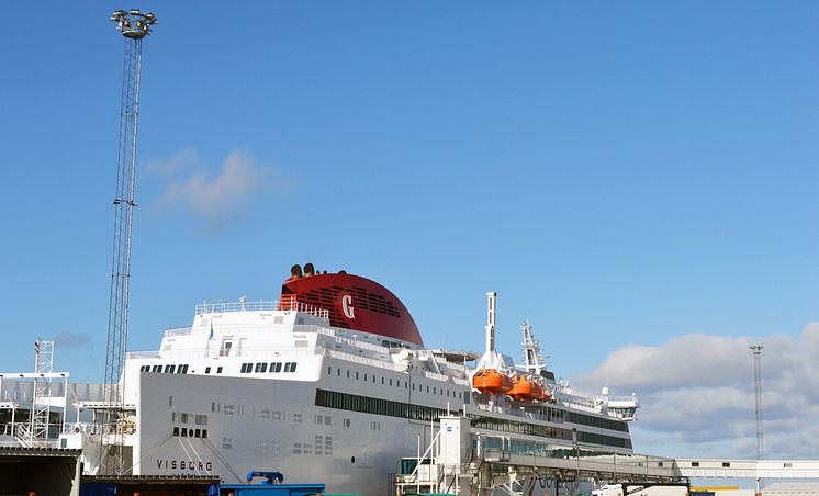 Gotlands hamnar  miljösatsar med Titan mastbelysning i Visby hamn