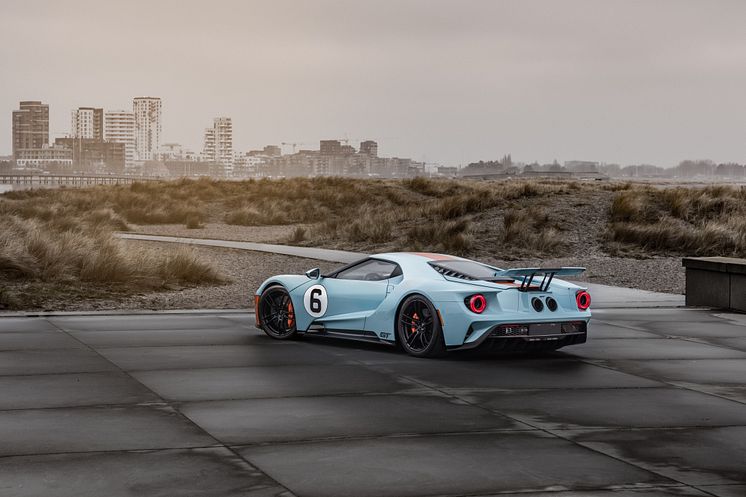 Ford GT