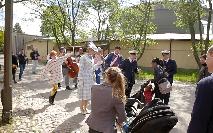 Pippi, Fröken Prysselius, Kling & Klang