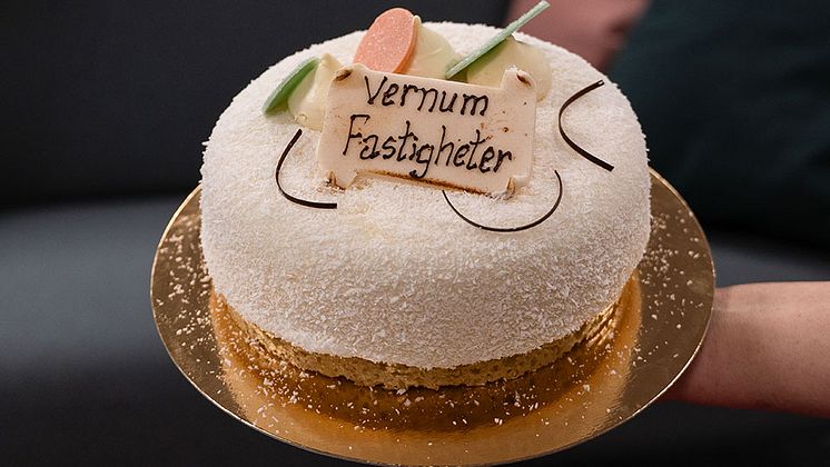 Vernum-Fastigheter tårta