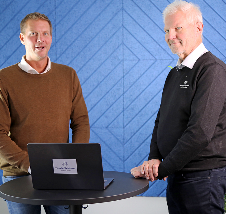 Jens Albrektsson (tv) och Lennart Bölin (th), Vd Teknikutbildarna i Norden AB