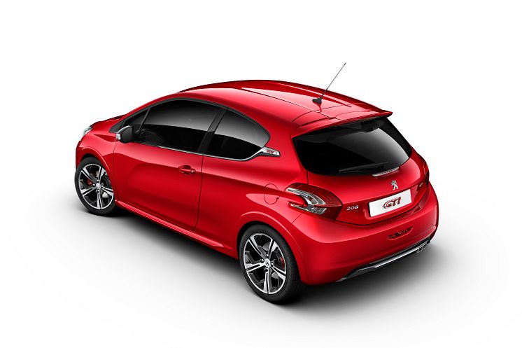 Sverigepremiär för Peugeot 208 GTi - komprimerad körglädje