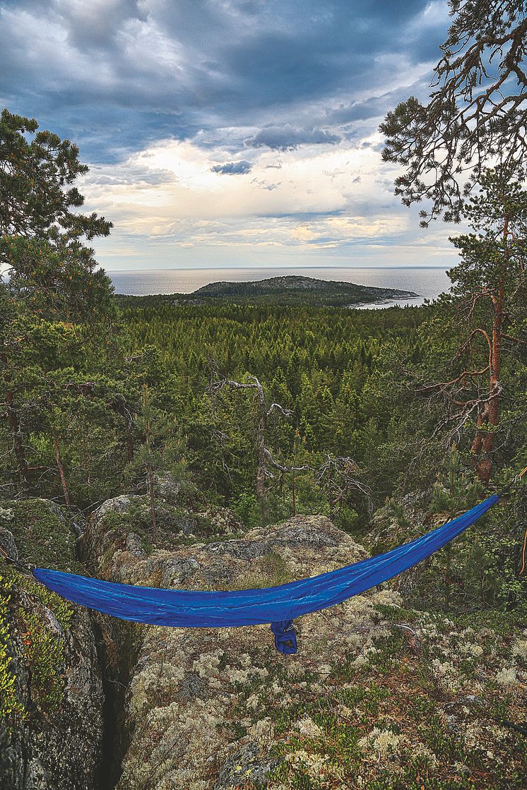 hängmatta med utsikt över havet, härnösand, höga kusten