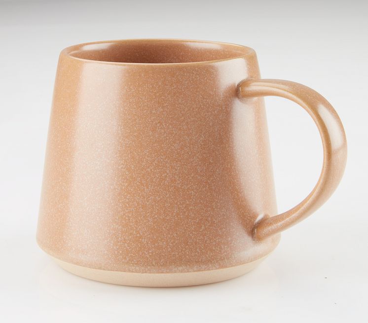 JYSK_Taza OLLE 33cl Ø10xA9cm marrón_4.5€_2.tif