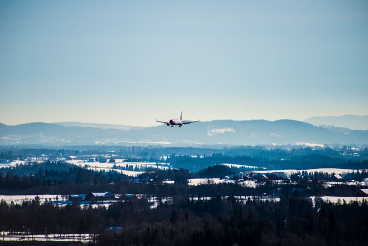 Norwegians Ln-DYB