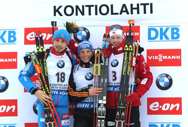 Tarjei Bø på pallen etter jaktstart, VM Kontiolahti 2015