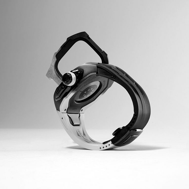 HATCH-BEZEL-W.jpg