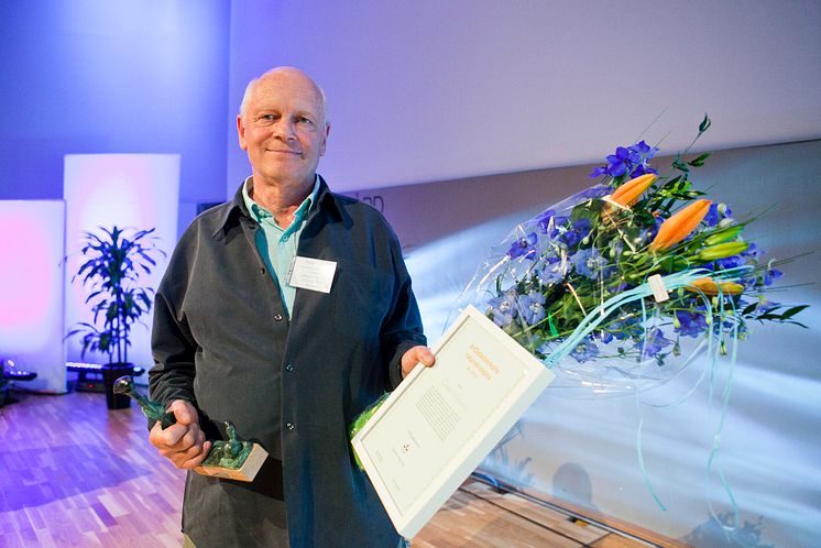 Tomas Lundälv emottar Naturvårdspriset 2012