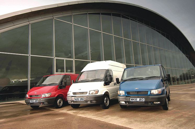 Ford Transit 5. generasjon (2000 - 2006)