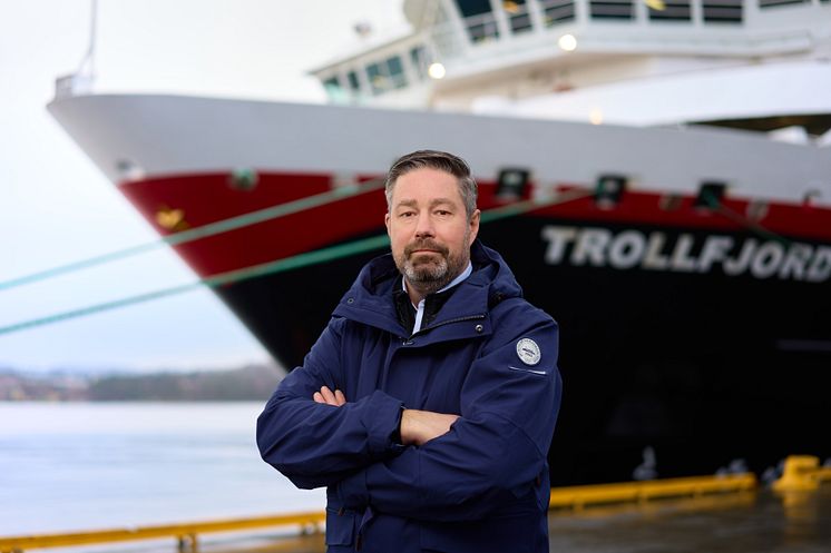 HP_Riise-Hanssen_Photo_Max_Emanuelson_Hurtigruten.jpg