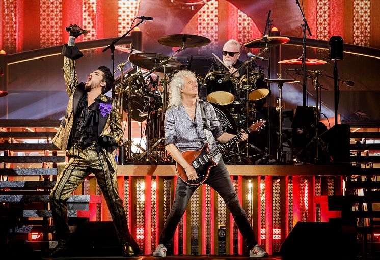 Queen + Adam Lambert