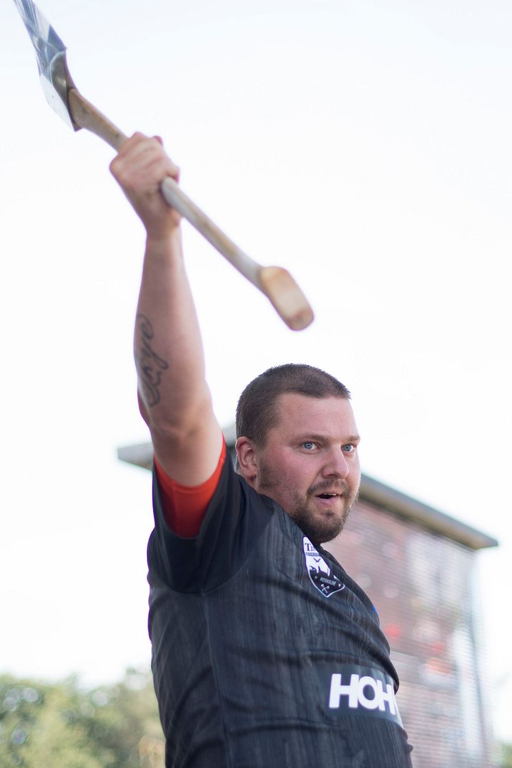 Pontus Skye är nordisk mästare. Foto: STIHL Timbersports.