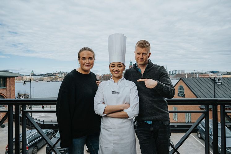 Alma och team Foto Samuel Uneus.jpg