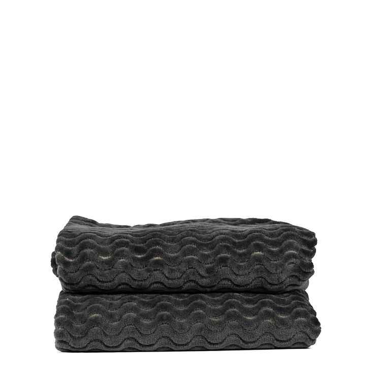 Agnes fl eece plaid, dark grey - sagaform aw21