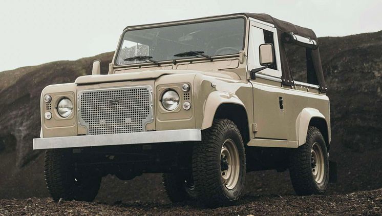 Land rover defender