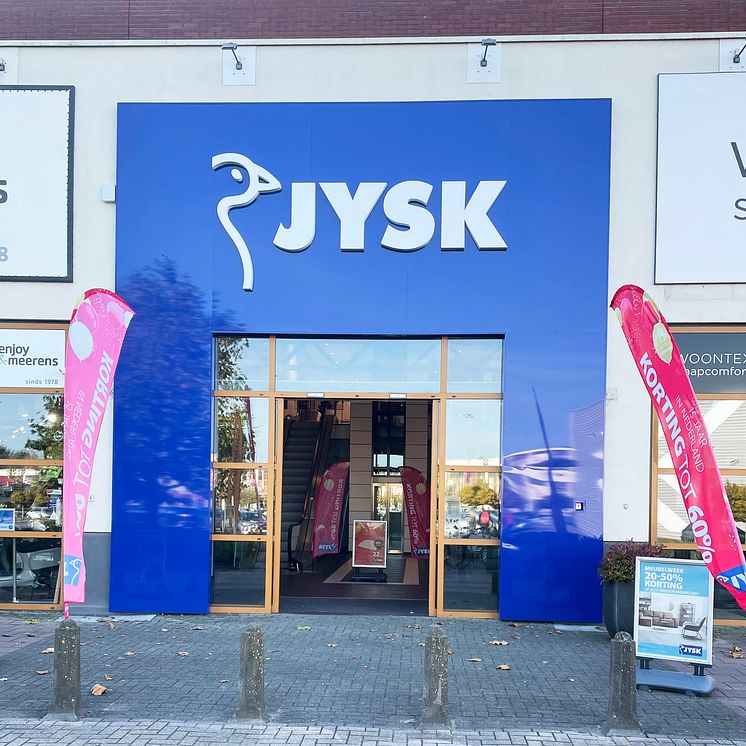 Voorkant winkel Lelystad.jpg