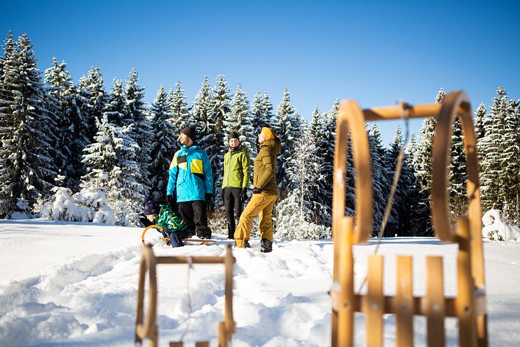 Winterspaß_Schnee_Familie Foto TVE-Studio2media.jpg