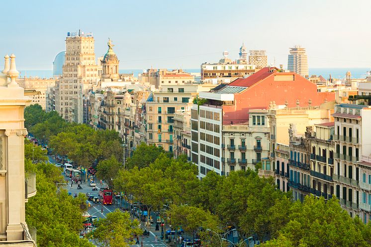 DEST_SPAIN_BARCELONA_PASSEIG_DE_GRACIA_GettyImages-497279797_Universal_Within usage period_95238.jpg