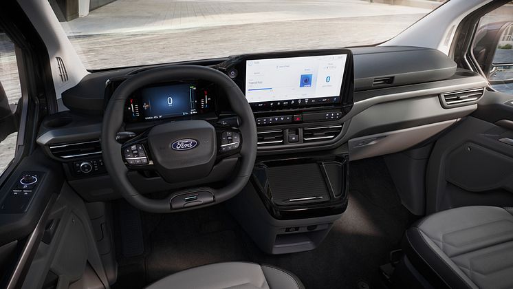 2022_FORD_TOURNEO_TITANIUM_INTERIOR_04