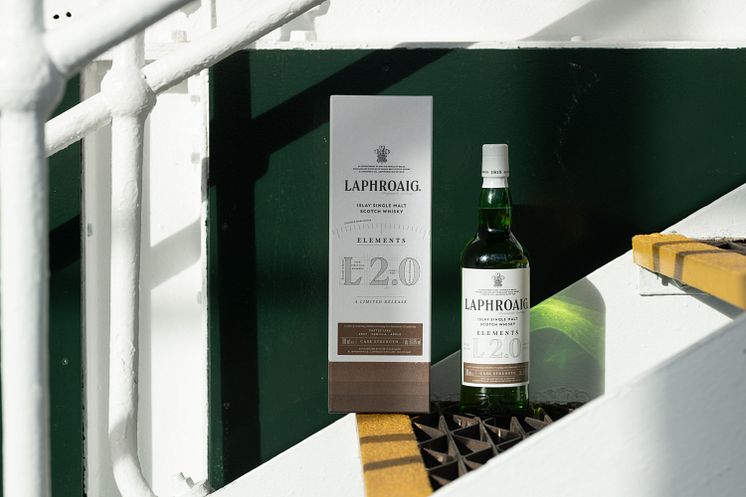 LaphroaigElementsL2.0_Bottle&BoxShotOnSteps.jpg